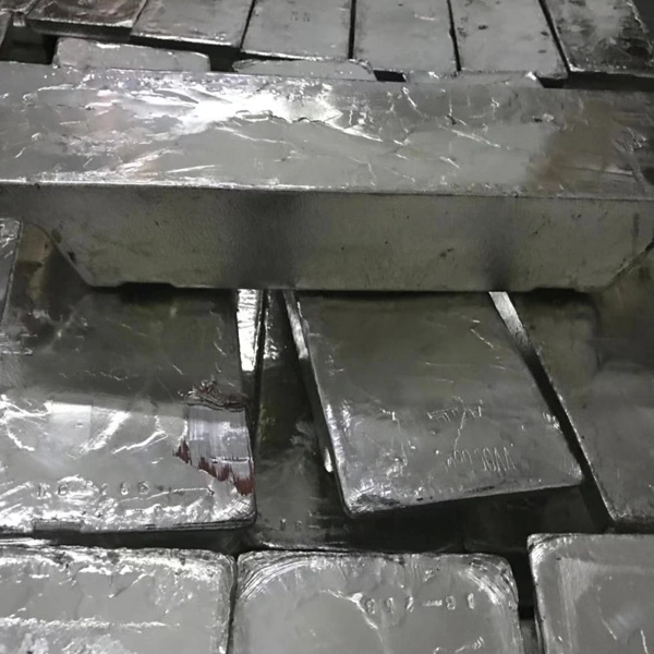 Good Quality and Low Price From China Factory Tin Ingot
